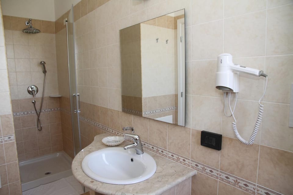 Monte San Giovanni-Nebrodi Rooms Hotel in Sicily