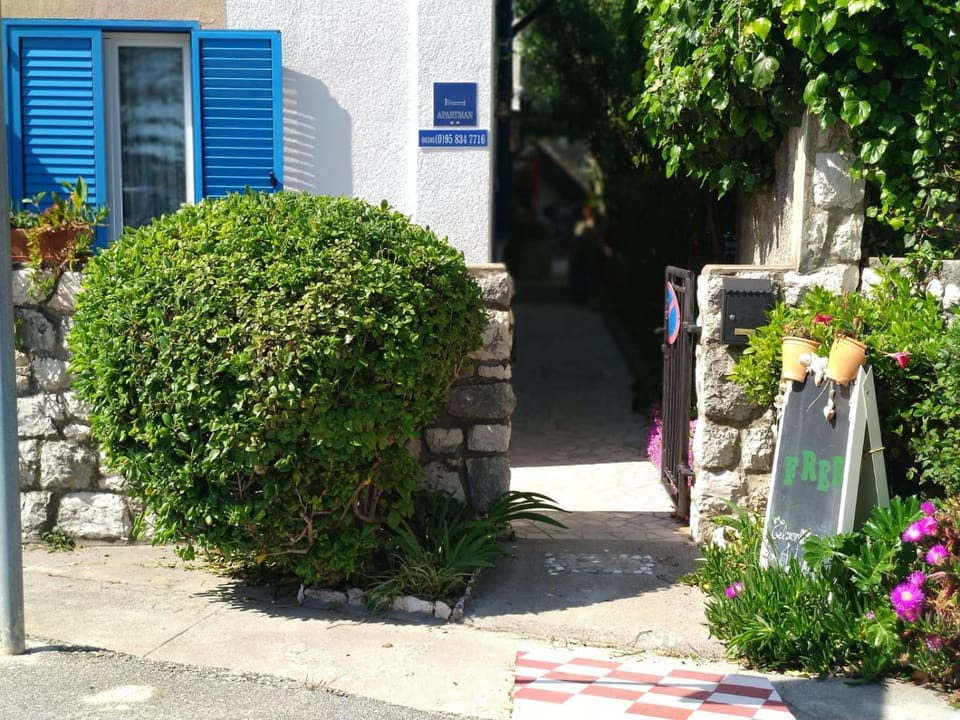 Property building, Patio, Facade/entrance, Property logo or sign, Garden, View (from property/room), View (from property/room), Facility for disabled guests