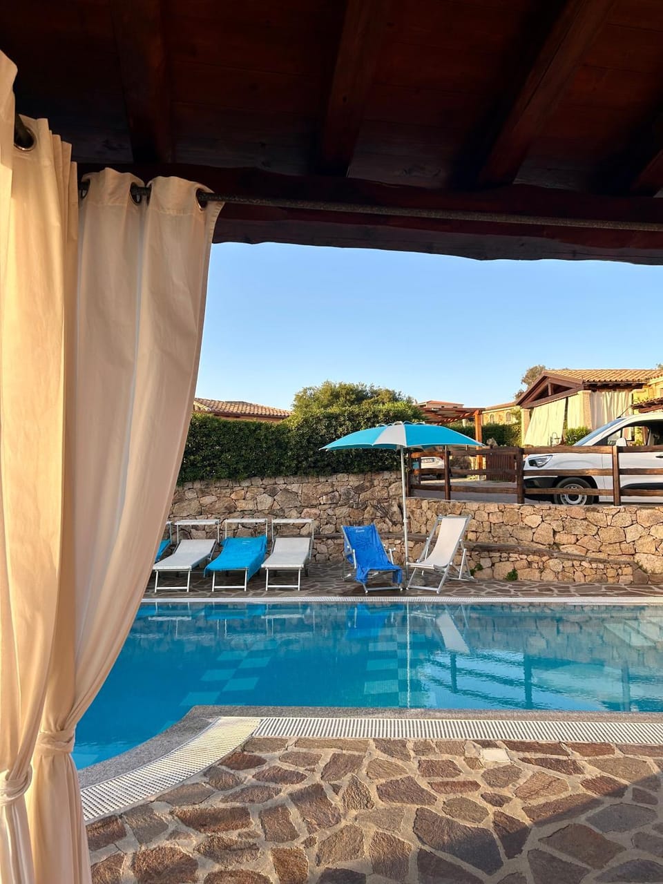 Patio, Day, Pool view, Swimming pool, sunbed