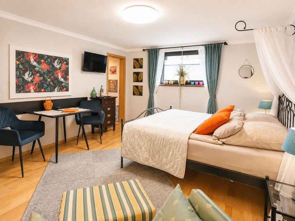 Bed, Bedroom