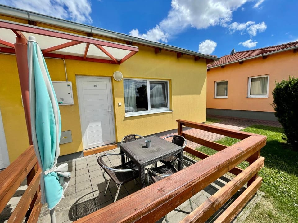 Patio, Balcony/Terrace