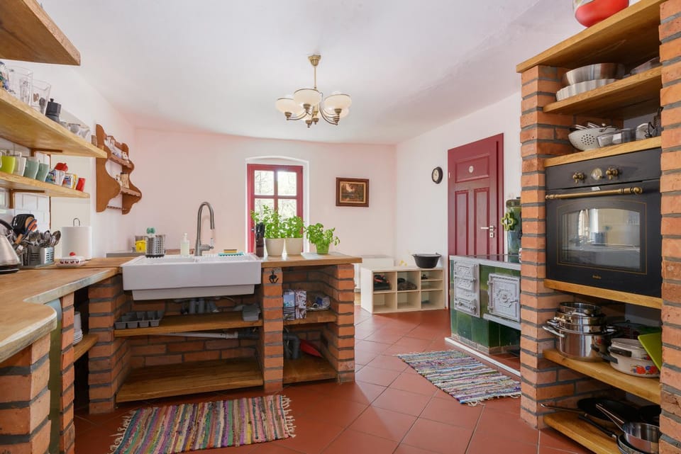 Communal kitchen