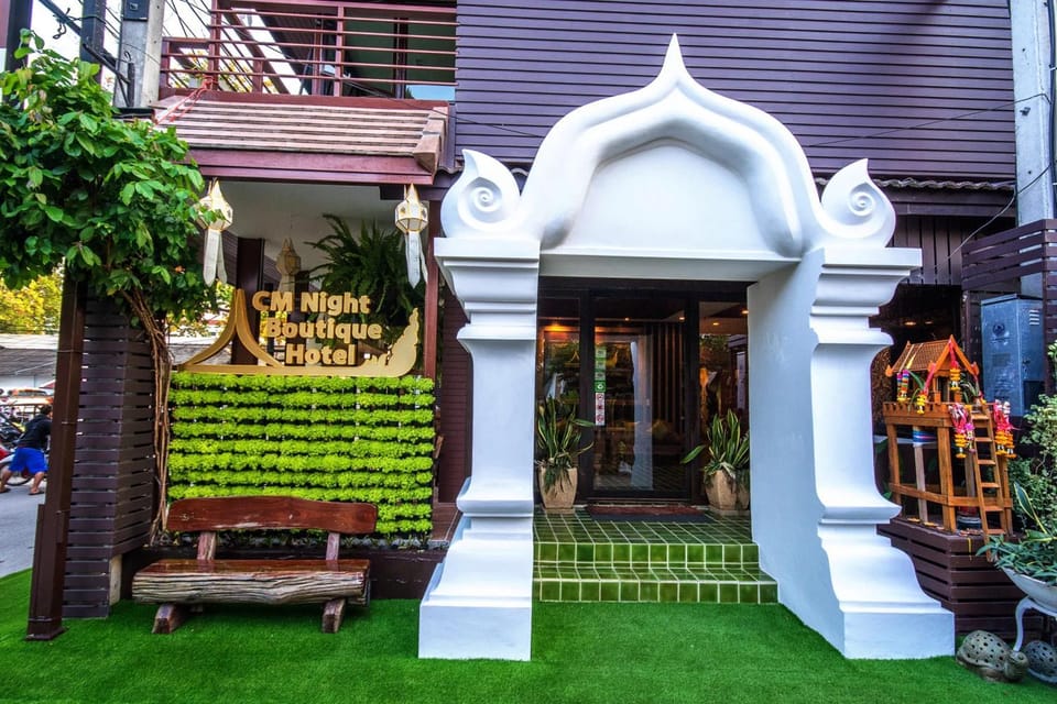 Property building, Facade/entrance