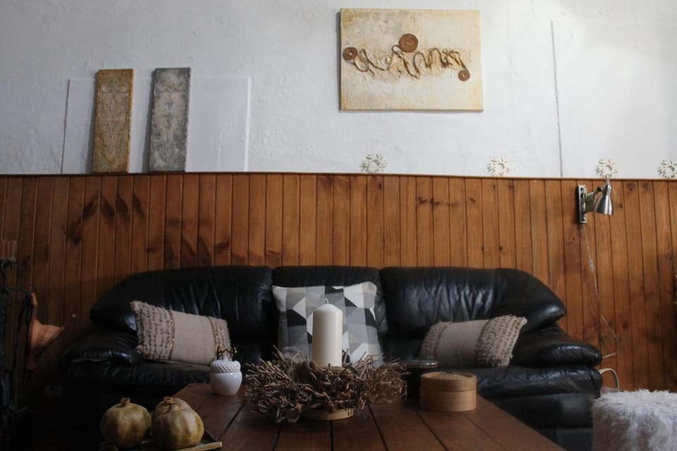 Communal lounge/ TV room, Lounge or bar