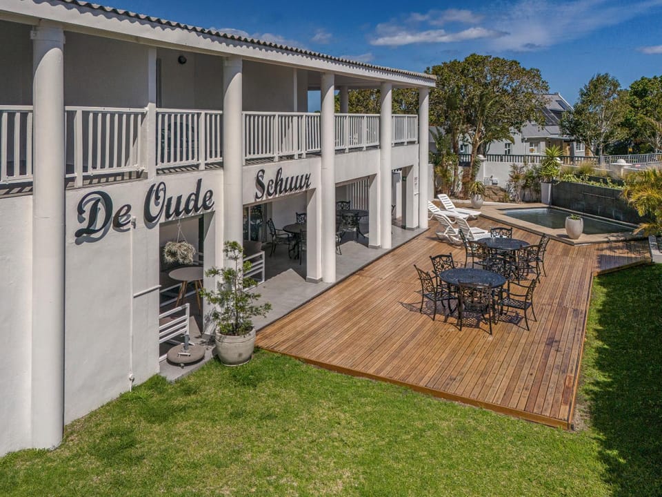 Property building, Patio, Day, Garden, View (from property/room), Balcony/Terrace, Garden view