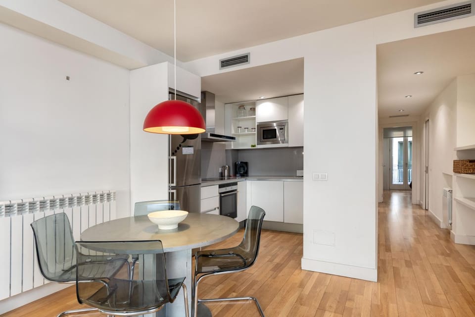 Flateli Nord Apartment in Girona