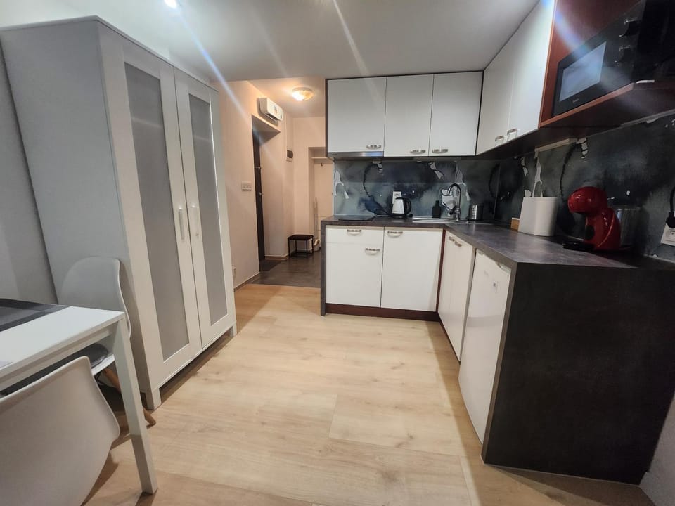 Kitchen or kitchenette, Other