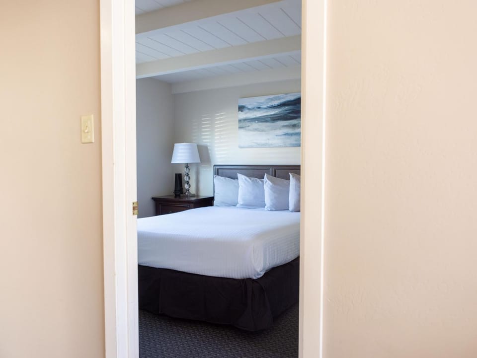 Golden Haven Hot Springs Resort in Calistoga