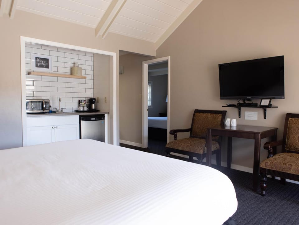 Golden Haven Hot Springs Resort in Calistoga