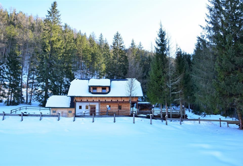 Facade/entrance, Off site, Winter