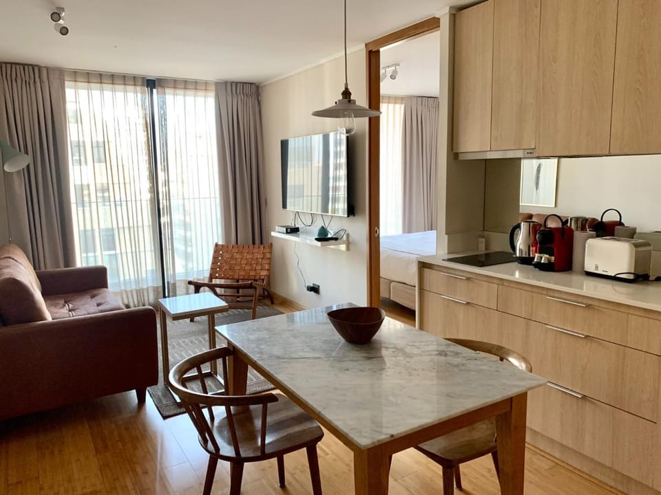 Kitchen or kitchenette, Living room