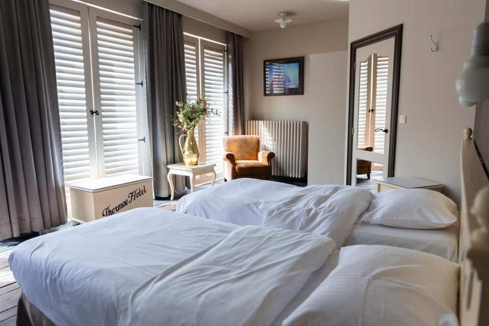 Bed, Bedroom, furniture