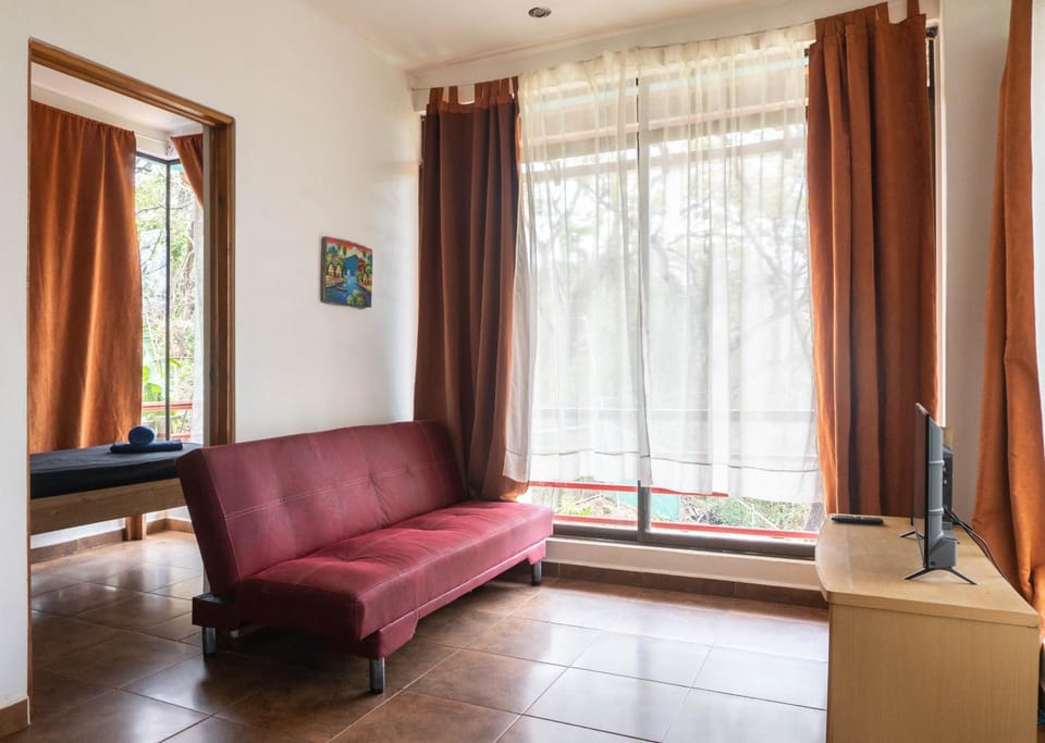 Mundaka : Burnt Toast Surfcamp Apartment in Guanacaste Province