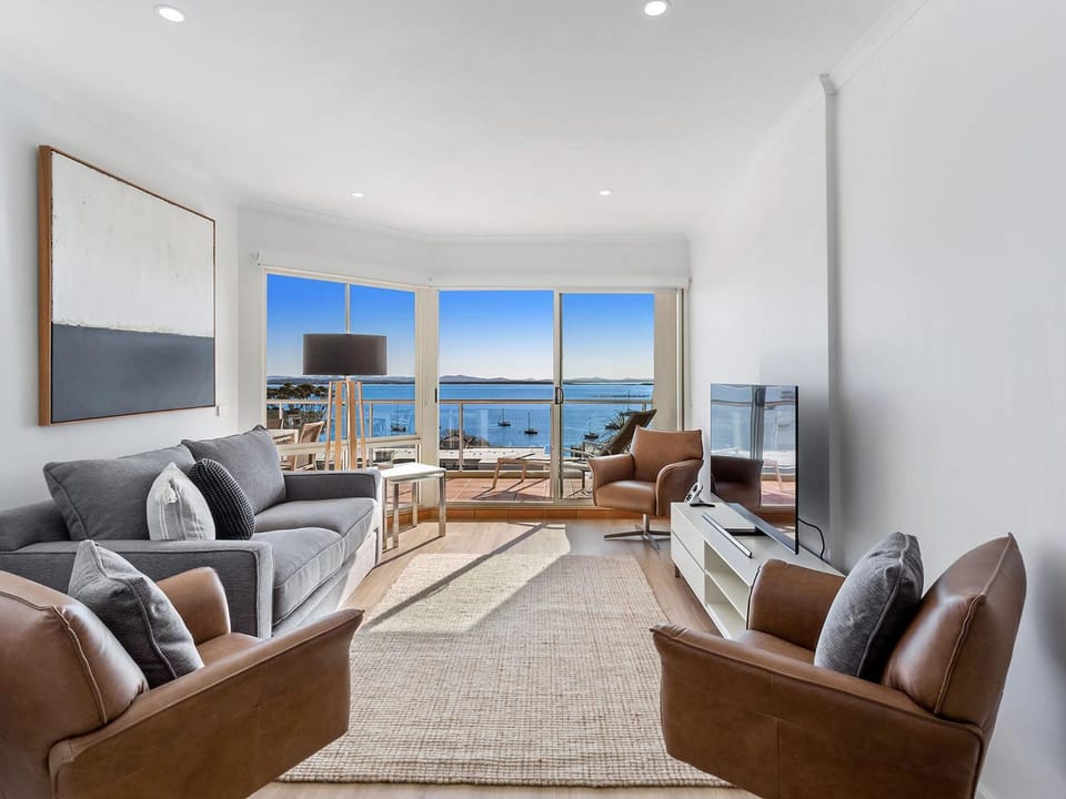 Living room, Sea view