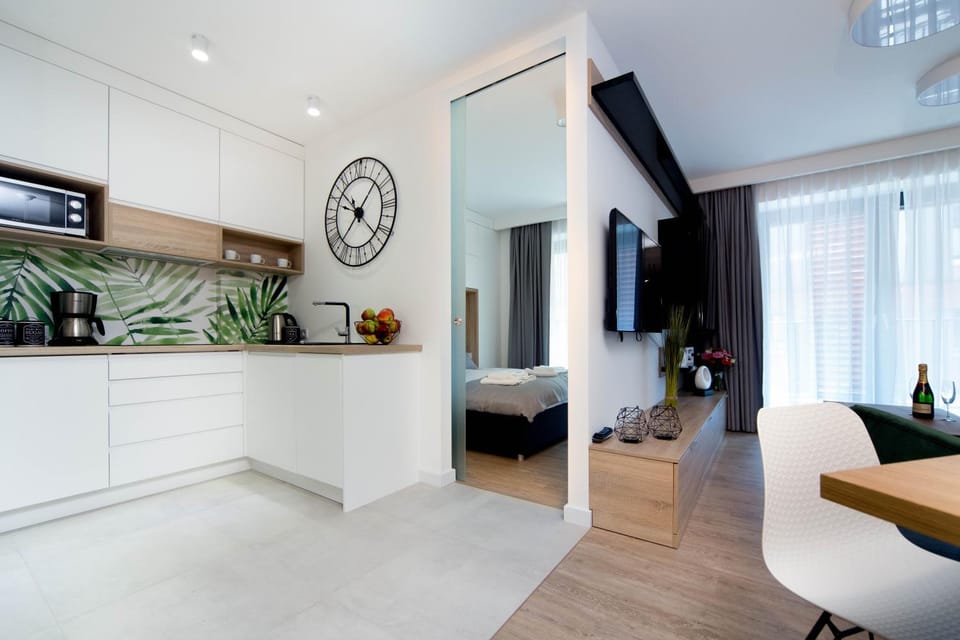 Kitchen or kitchenette, Living room, Bedroom