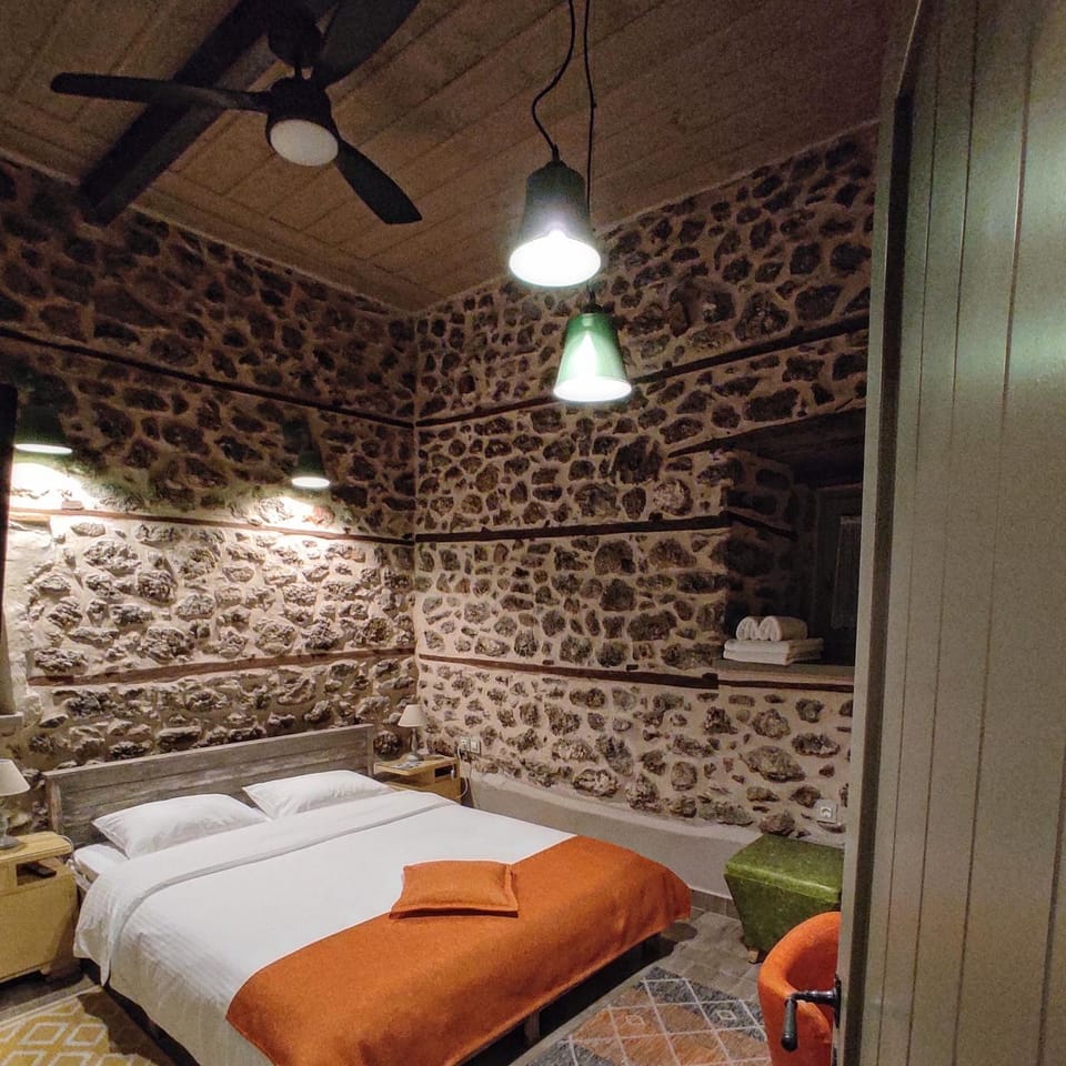 Bayiri Petit Pension Bed and Breakfast in Litochoro