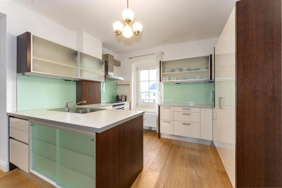 Kitchen or kitchenette, dishwasher, pet friendly, stove