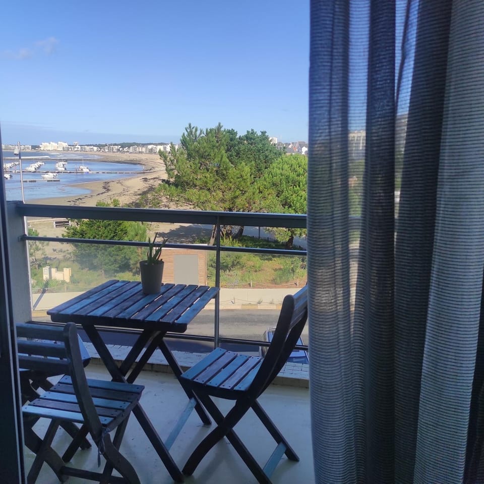 Patio, View (from property/room), Balcony/Terrace, Sea view