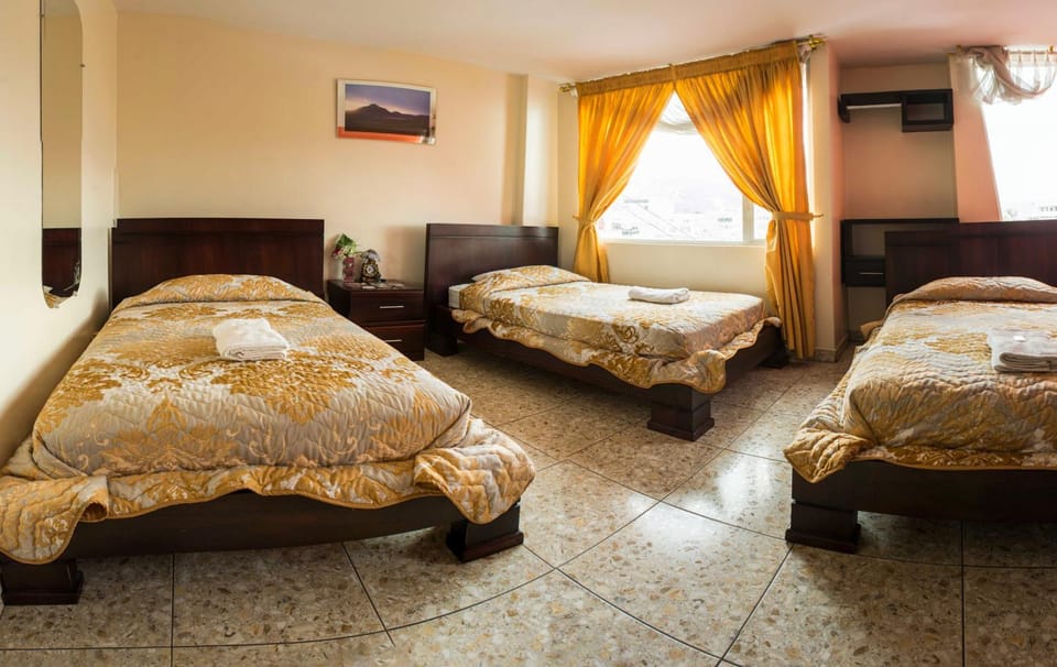 Bed, Photo of the whole room, Decorative detail, Bedroom