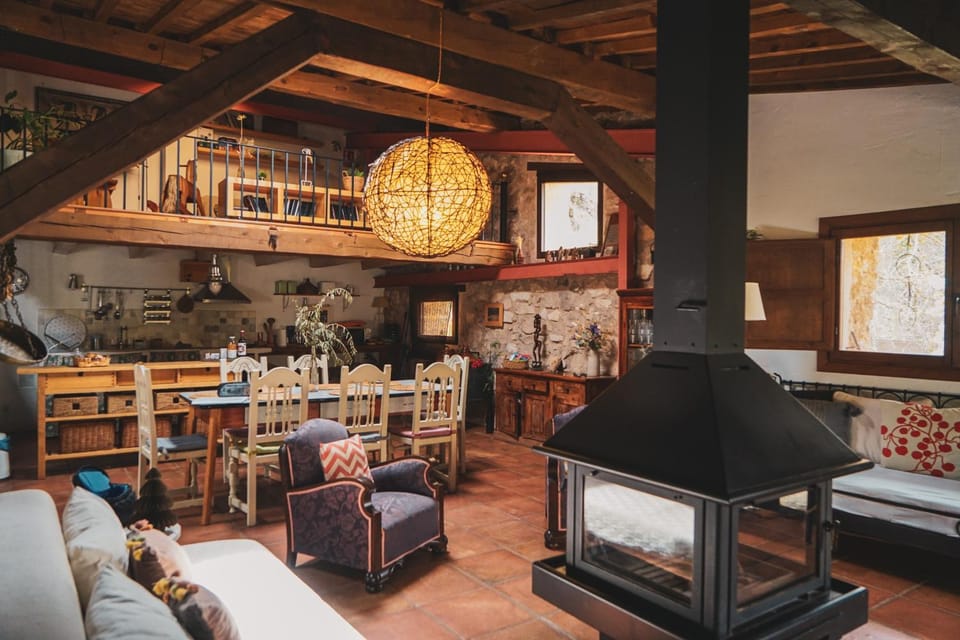 Communal lounge/ TV room, fireplace