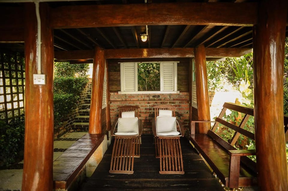 Day, Other, Seating area