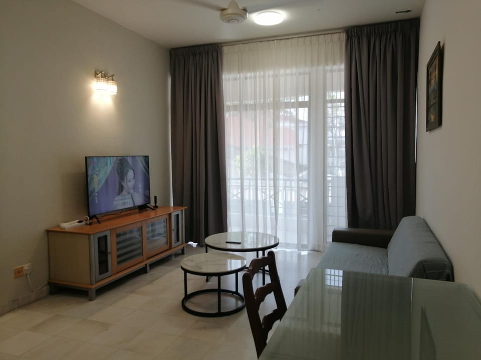 City Tropical Home I Apartment in George Town