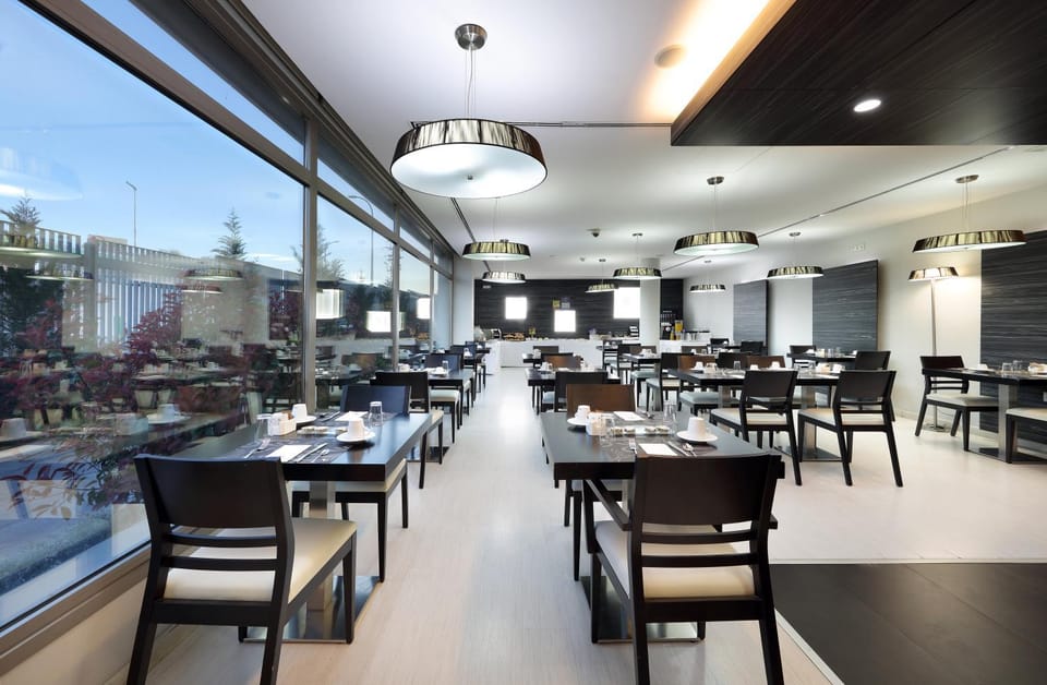 Lounge or bar