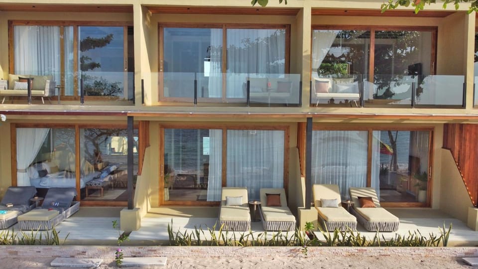 Day, Balcony/Terrace, Seating area