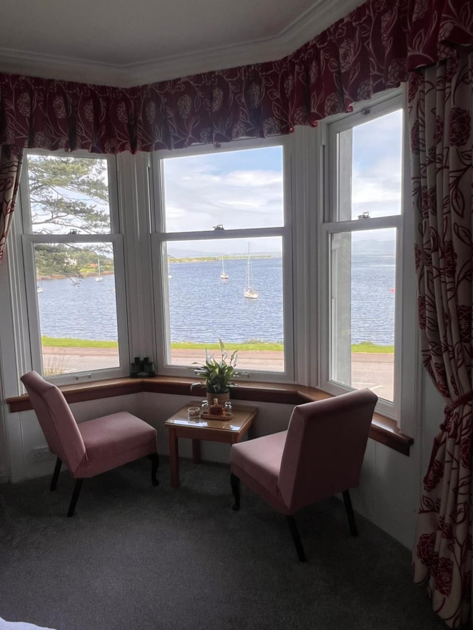 Lake view, Sea view