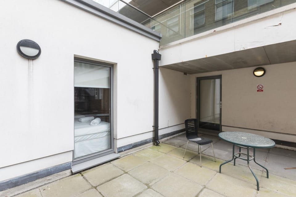 Patio, Balcony/Terrace