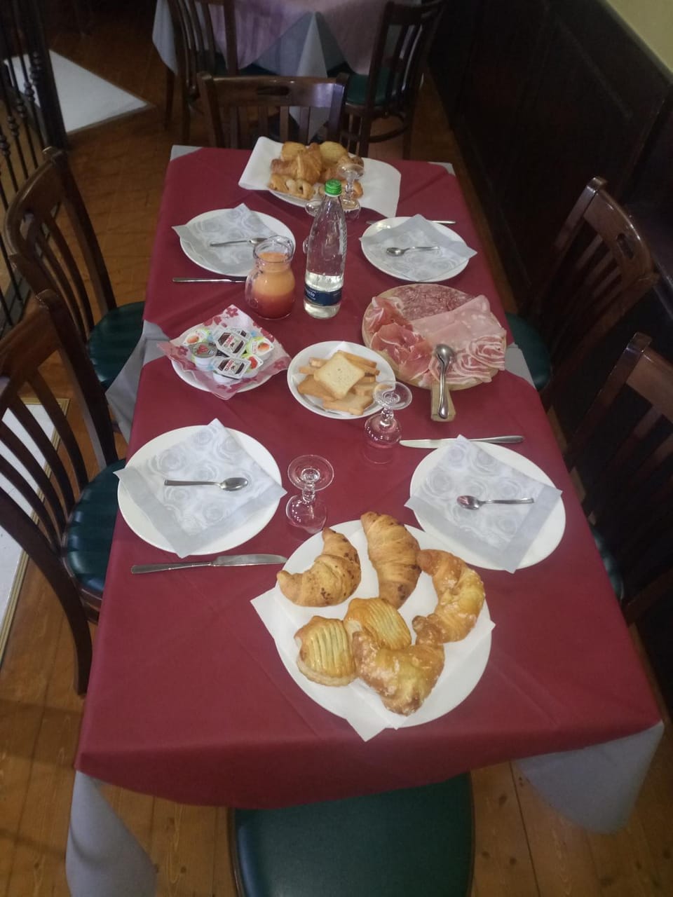 London Cafè Bed and Breakfast in Emilia-Romagna