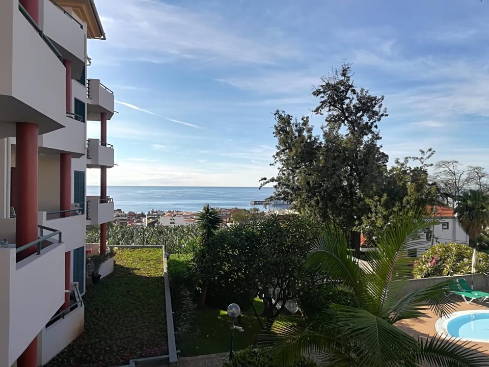 Property building, Balcony/Terrace
