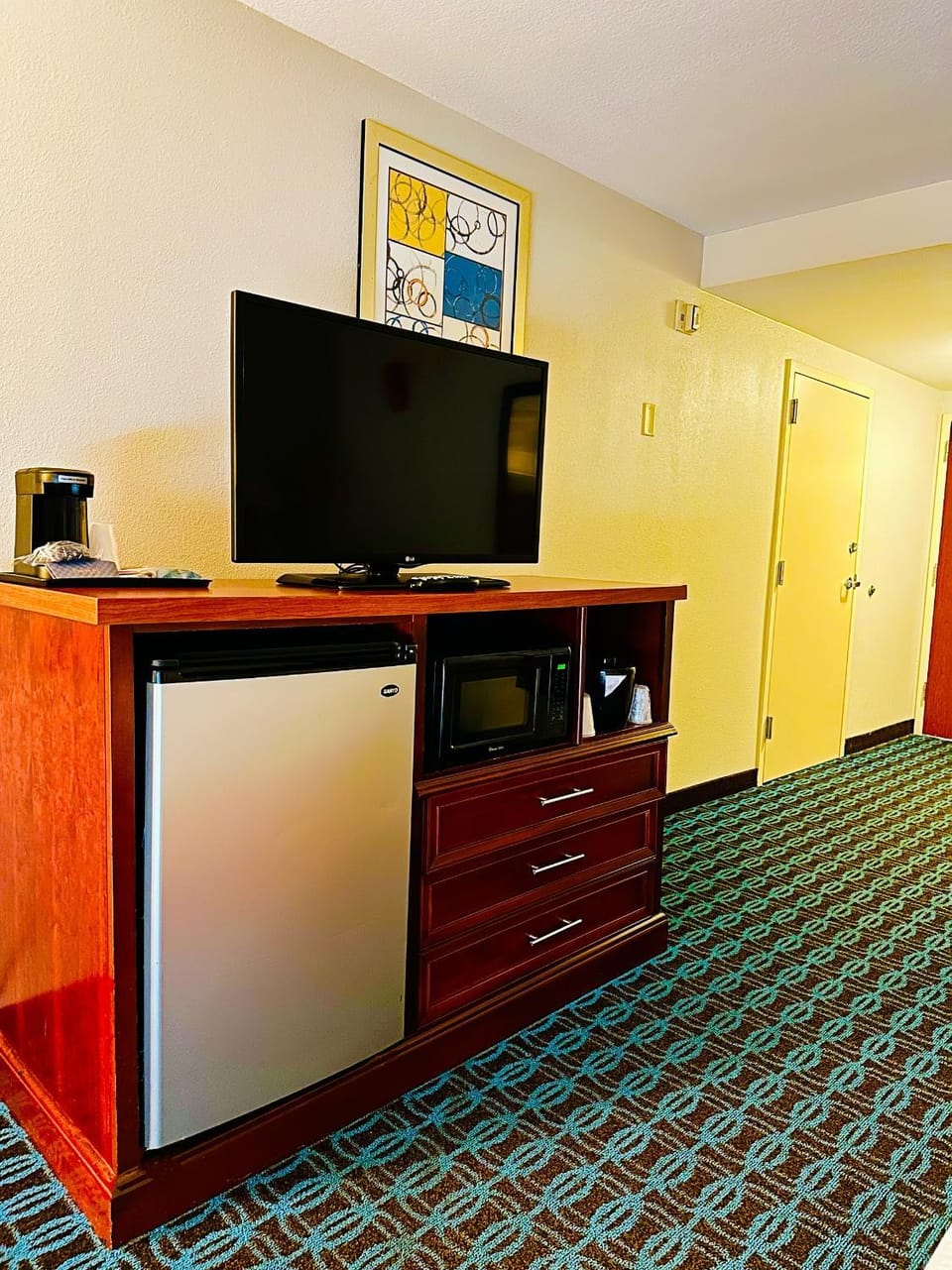 TV and multimedia, minibar