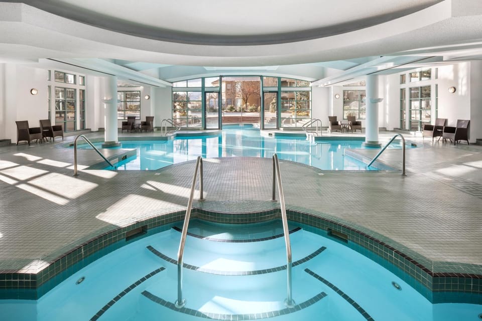 Pool view, Swimming pool