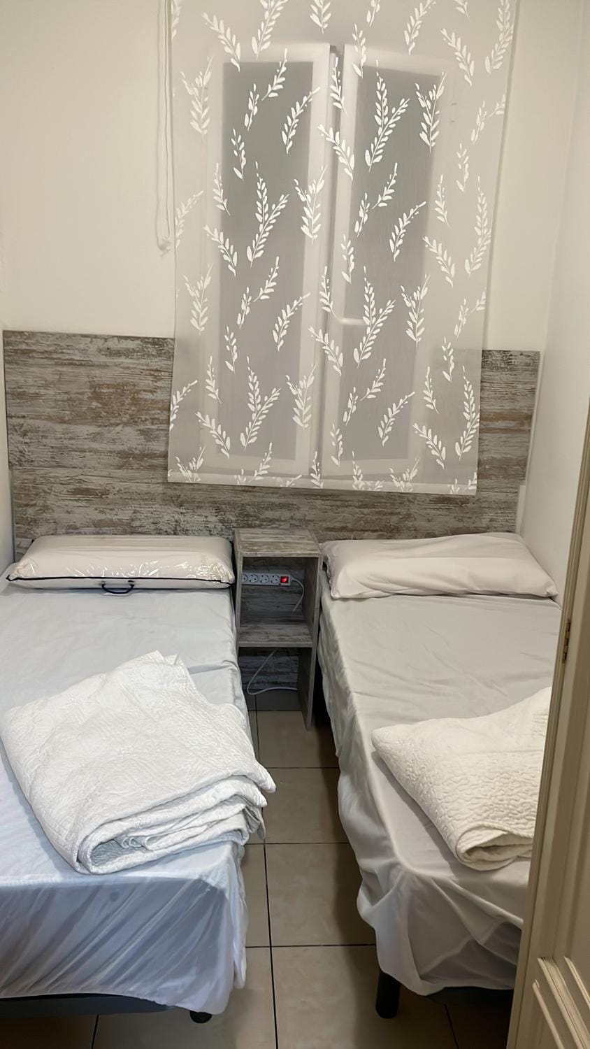 Apartamento Atocha-Delicias! 4PAX Apartment in Madrid