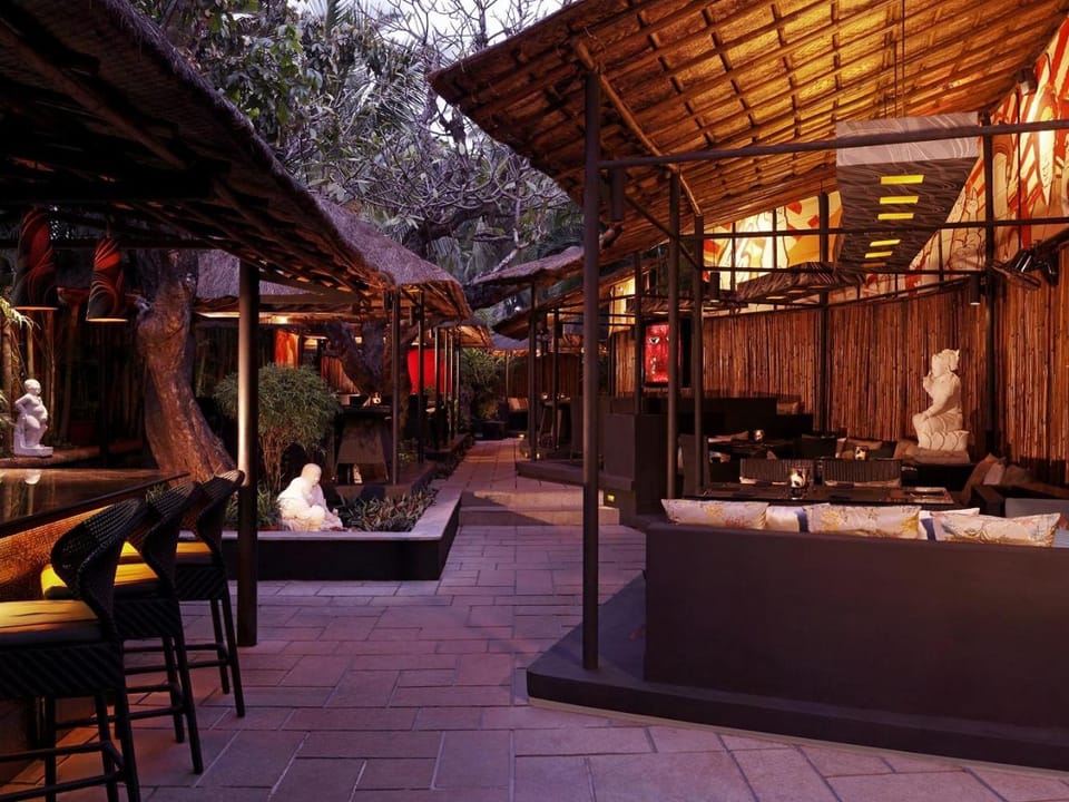 Lounge or bar