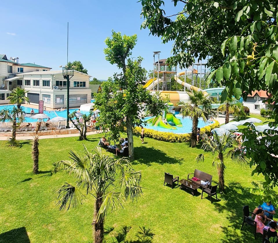 Garden, Garden view