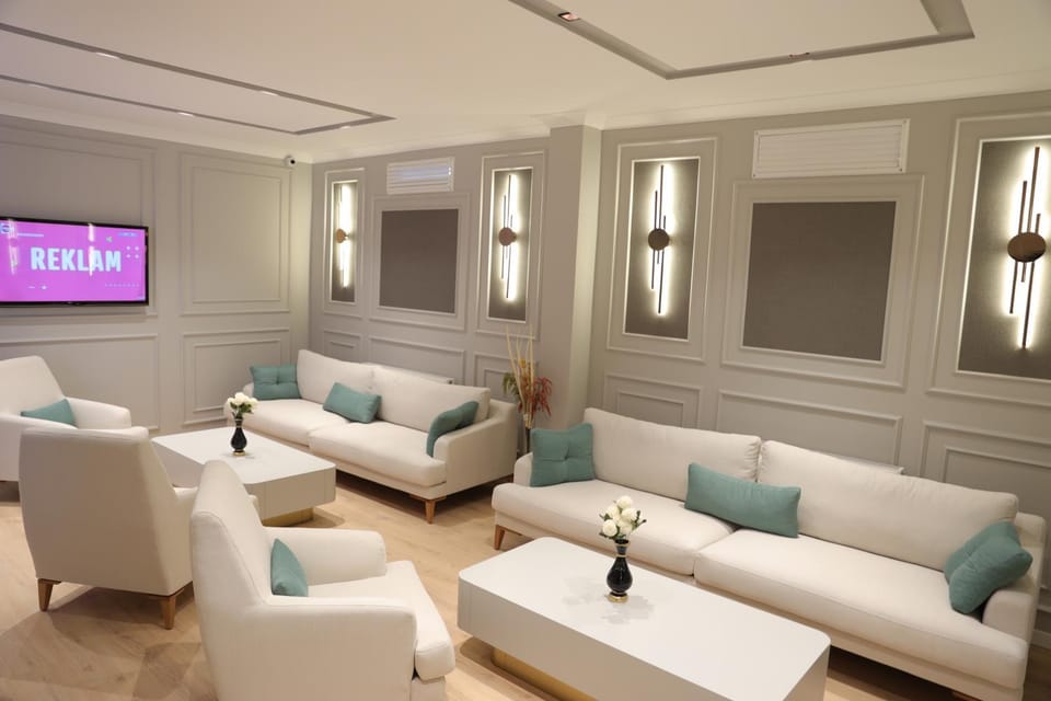 TV and multimedia, Seating area