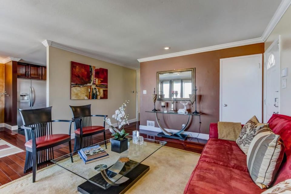 House-Canyon Dr House in Daly City