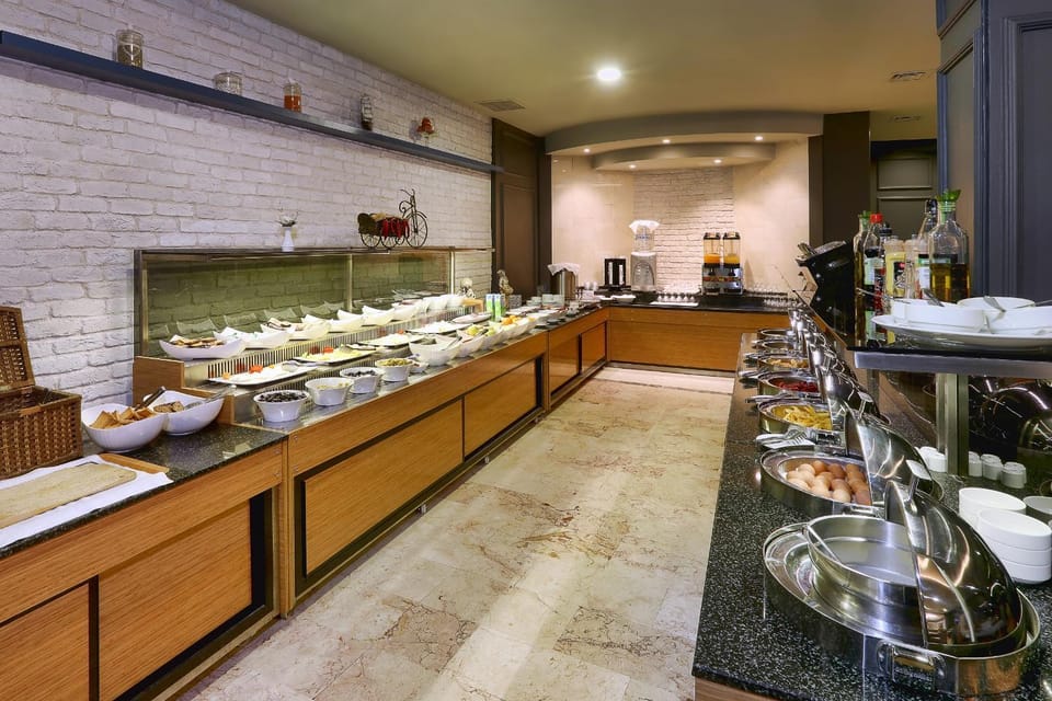 Breakfast, Buffet breakfast