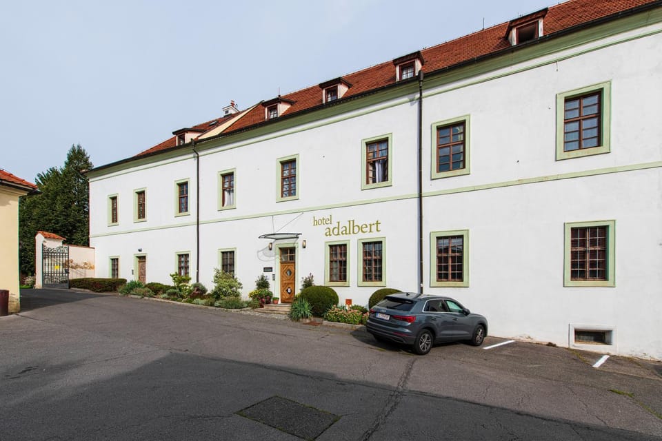 Property building, Parking