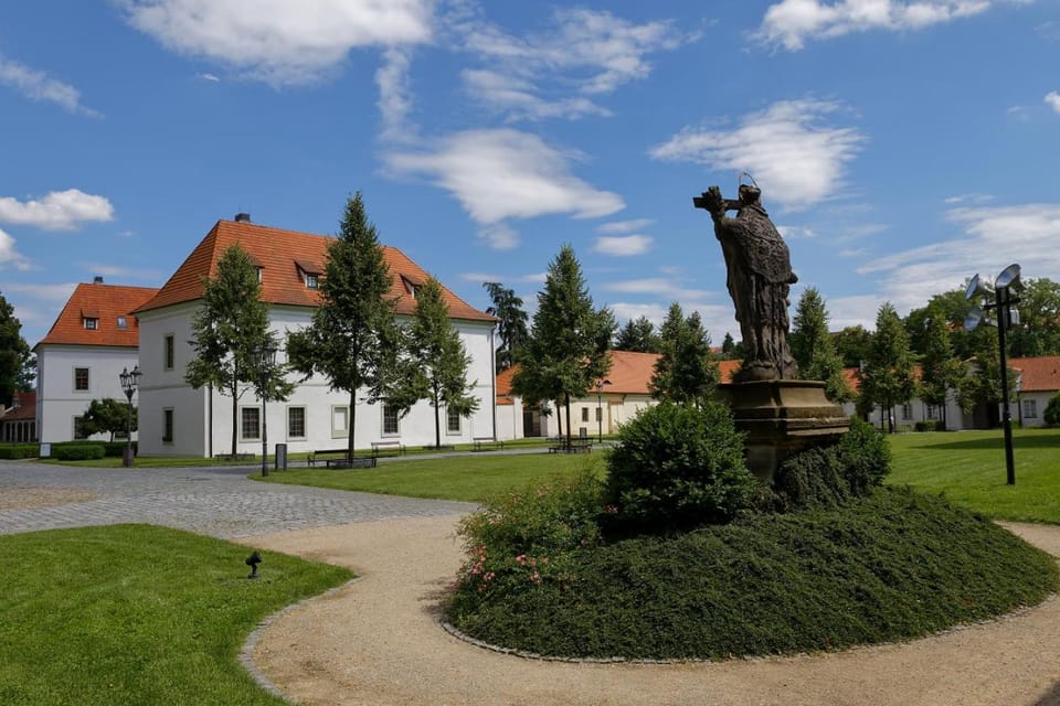 Property building, Garden