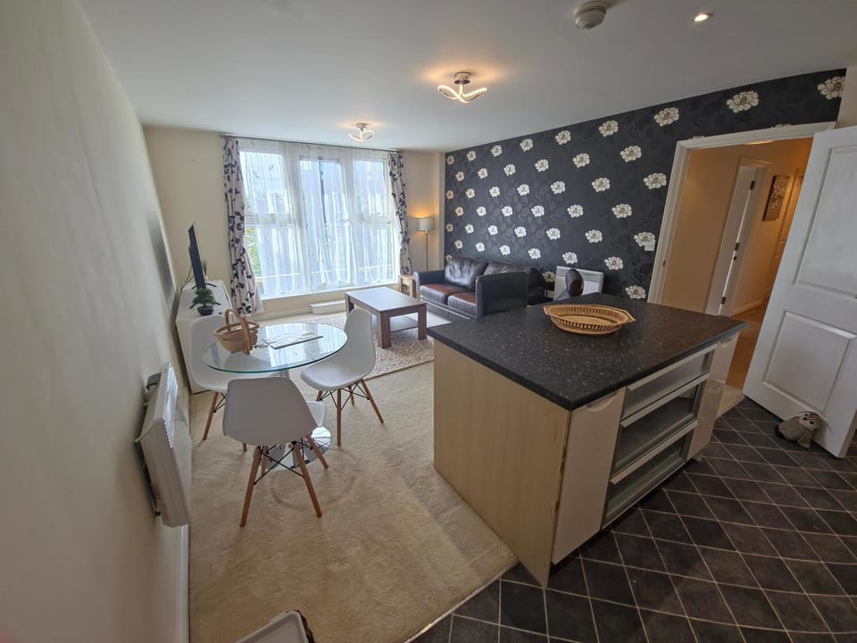 Solihull Centre Apartments Apartment in Shirley