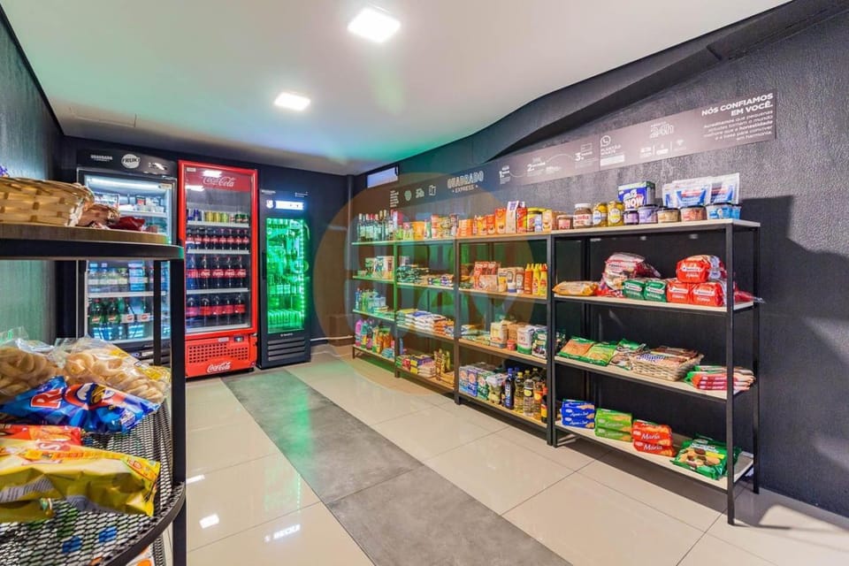 Area and facilities, Supermarket/grocery shop