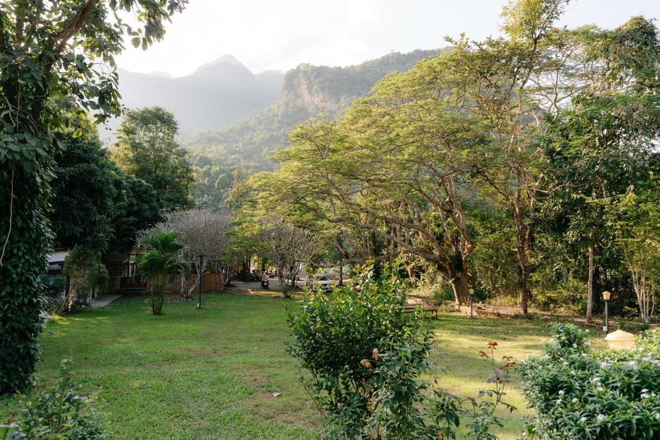 Ashi Guesthouse Chiangdao Bed and Breakfast in Thailand
