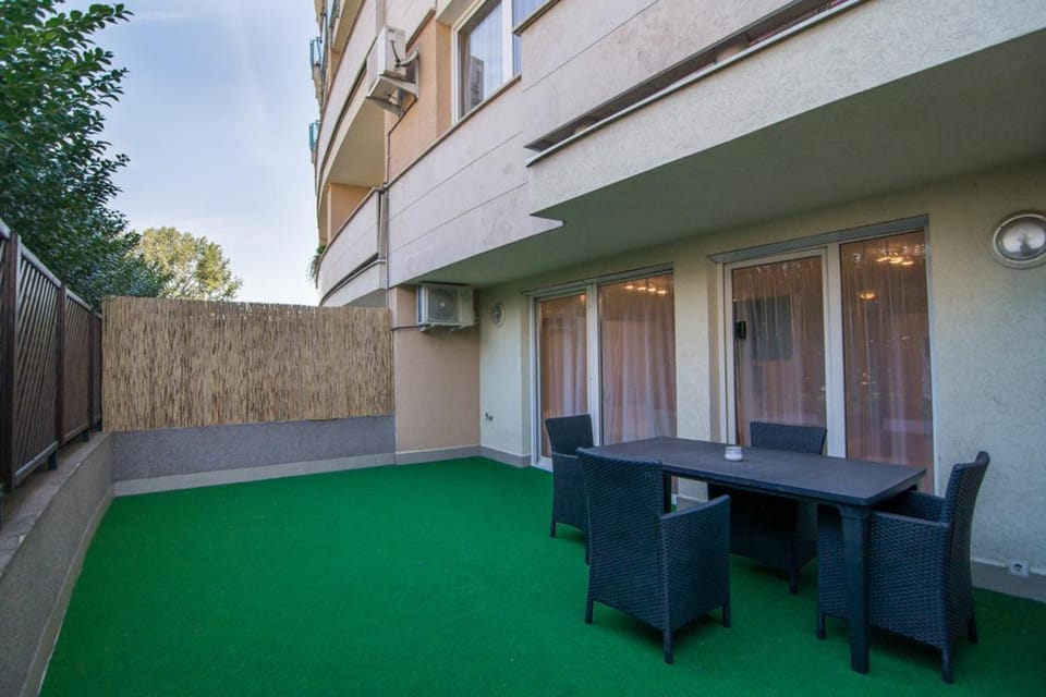 Center Ház Apartman Apartment in Budapest