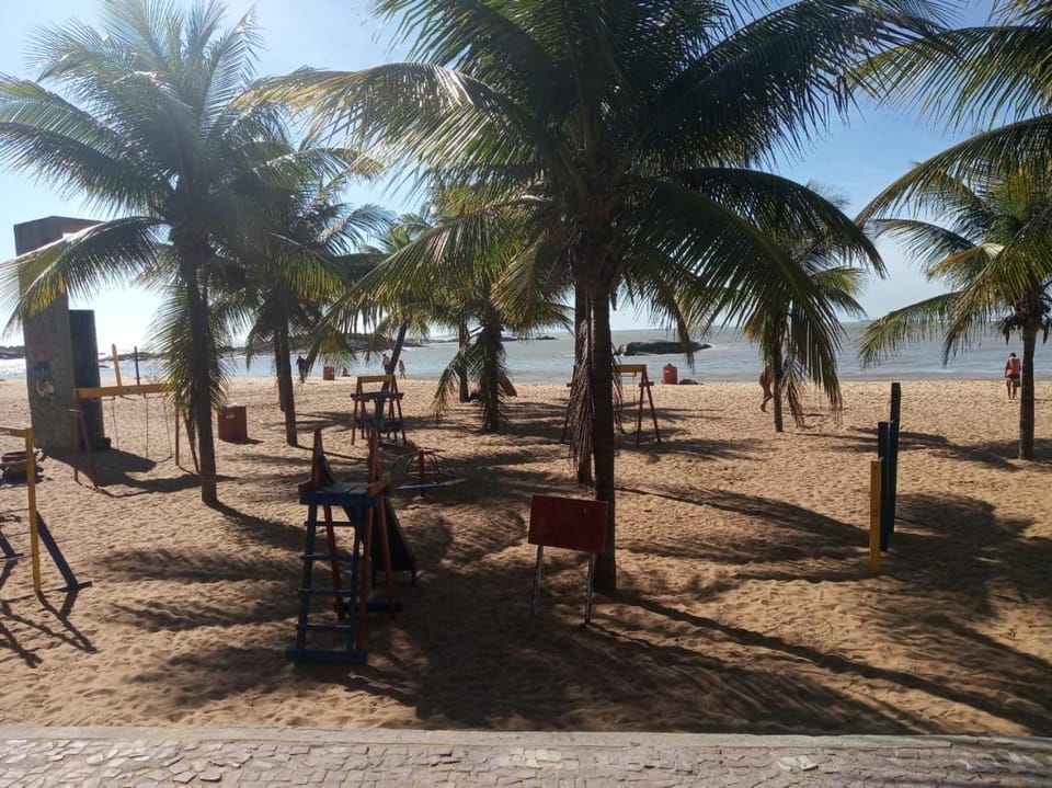 Apto Praia de Itapoã 2 qto c/ar Apartment in Vila Velha