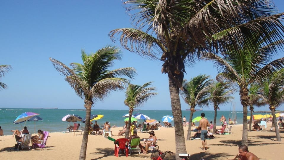 Apto Praia de Itapoã 2 qto c/ar Apartment in Vila Velha