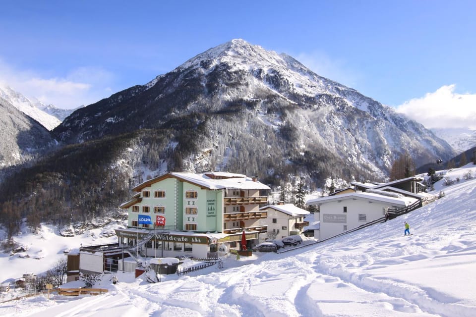 Property building, Winter