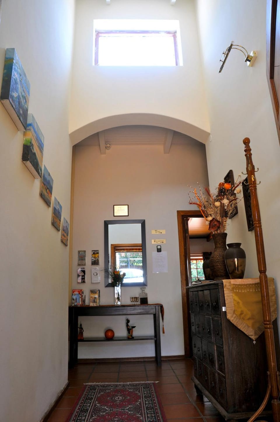 Facade/entrance, Bird's eye view